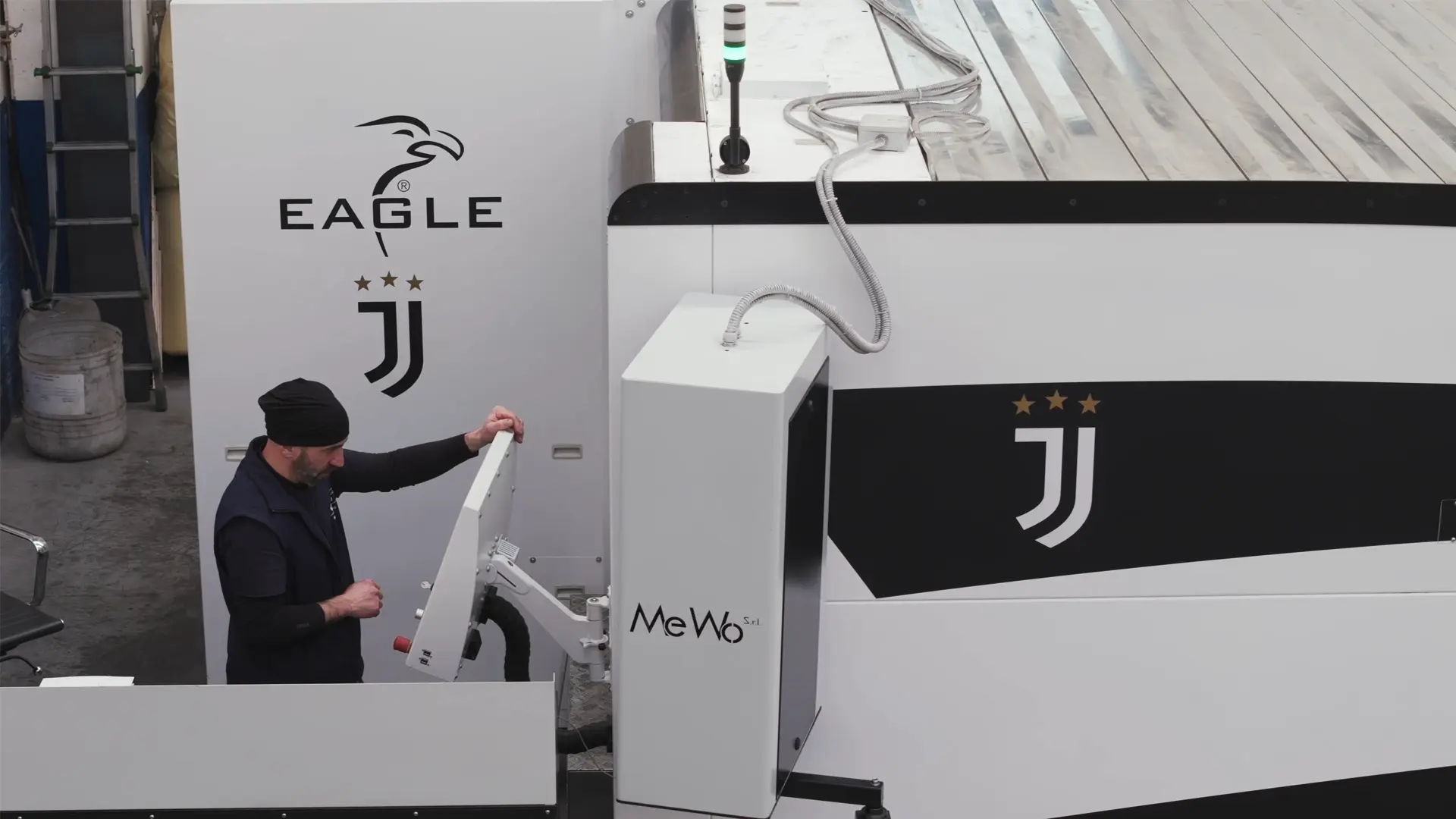 mewo_machine mewo_machine